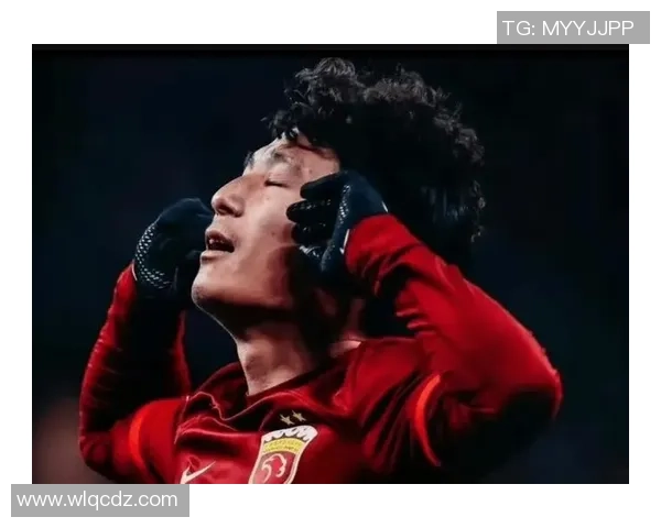 武磊从默默无闻到国际舞台的足球明星之路揭秘